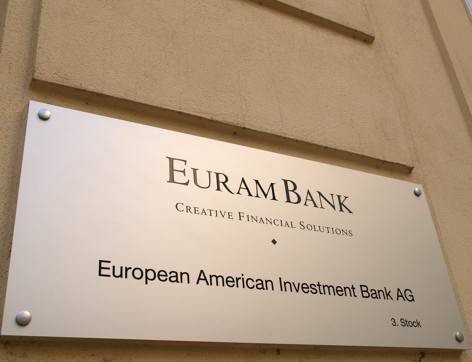 Breaking Financial Regulator Orders Emergency Closing of EURAM Bank in